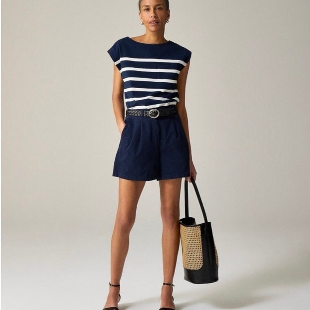 NWT J.Crew 5” Pleated Heritage Chino Shorts Womens Size 4 Navy Blue